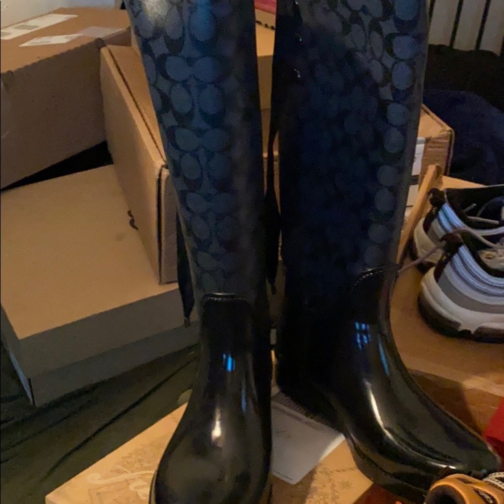 Tall rain boots